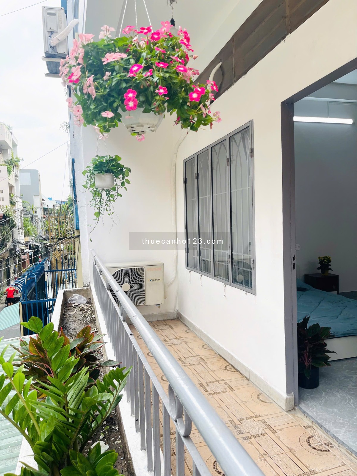 Khai trương căn hộ cực thoáng ngay khu K300 - Chợ Hoàng Hoa Thám