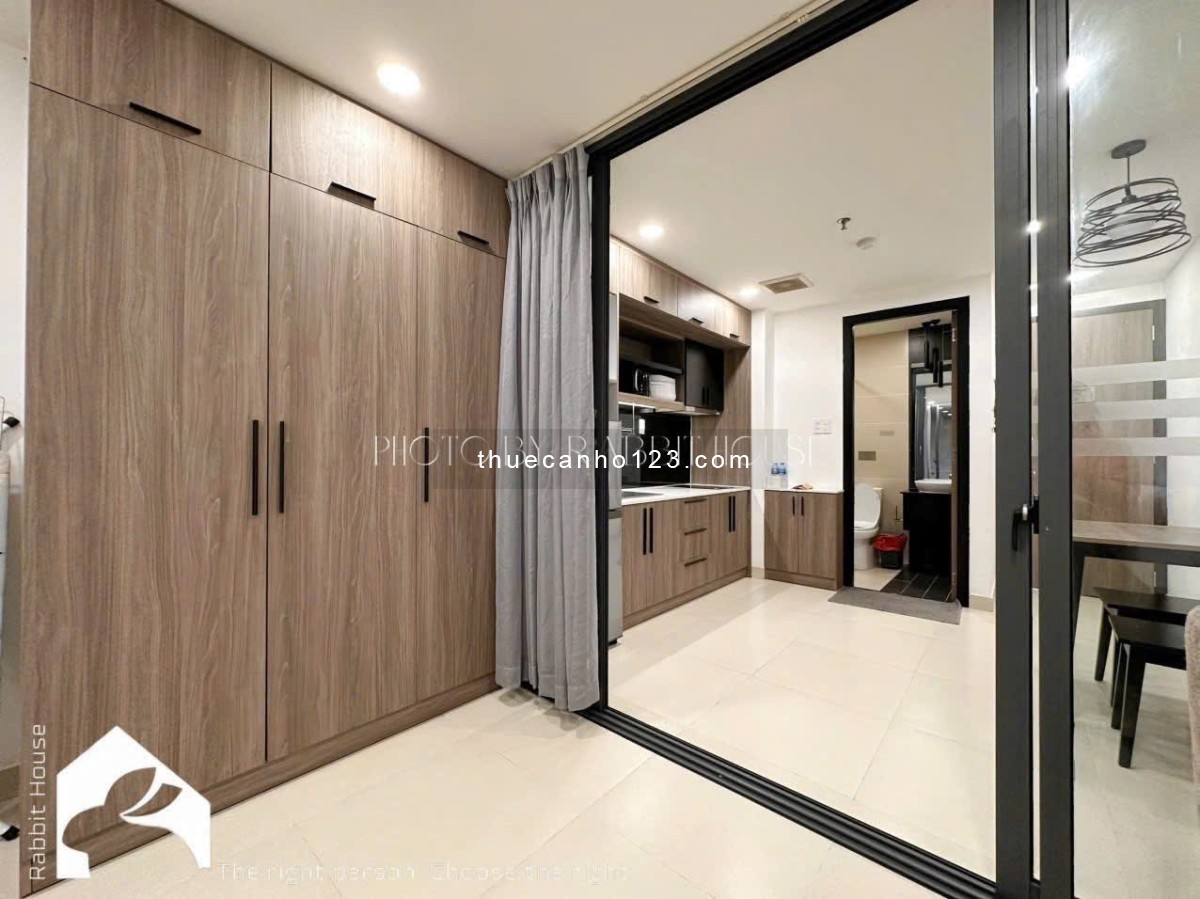 Căn Hộ Full Nội Thất – Ban Công Thoáng Mát – Ngay Sân Bay Tân Sơn Nhất – Đường Hoàng Văn Thụ – QTB