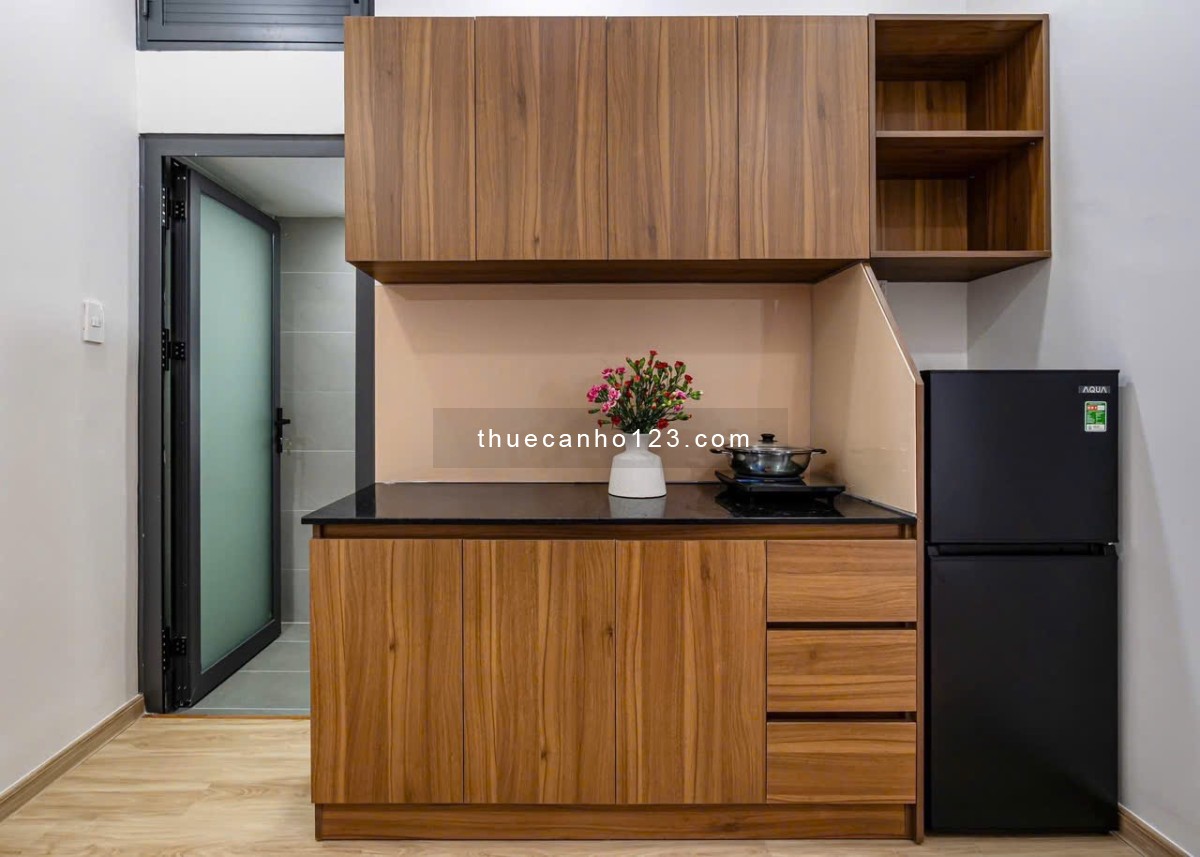 Căn hộ 1pn ban công máy giặt riêng rộng 40m2 gần sân bay tân sơn nhất, ga t3, lăng cha cả