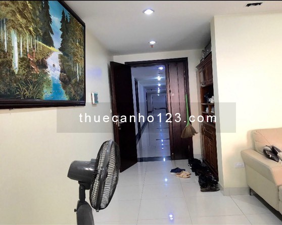 Cho thuê CH Golden Land 275 Nguyễn Trãi 130m, 3 ngủ, full, có slot oto 20 triệu. Lh 0918682528