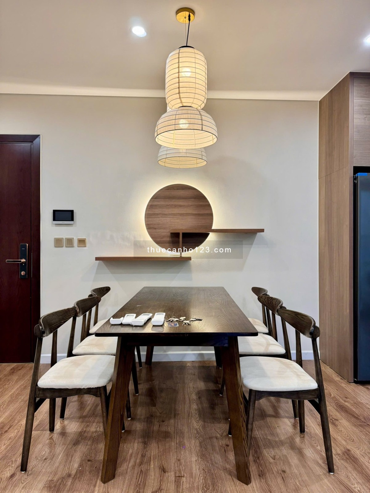 Cho thuê căn hộ 3PN Hoàng Thành Pearl – cạnh Vinhomes Hàm Nghi