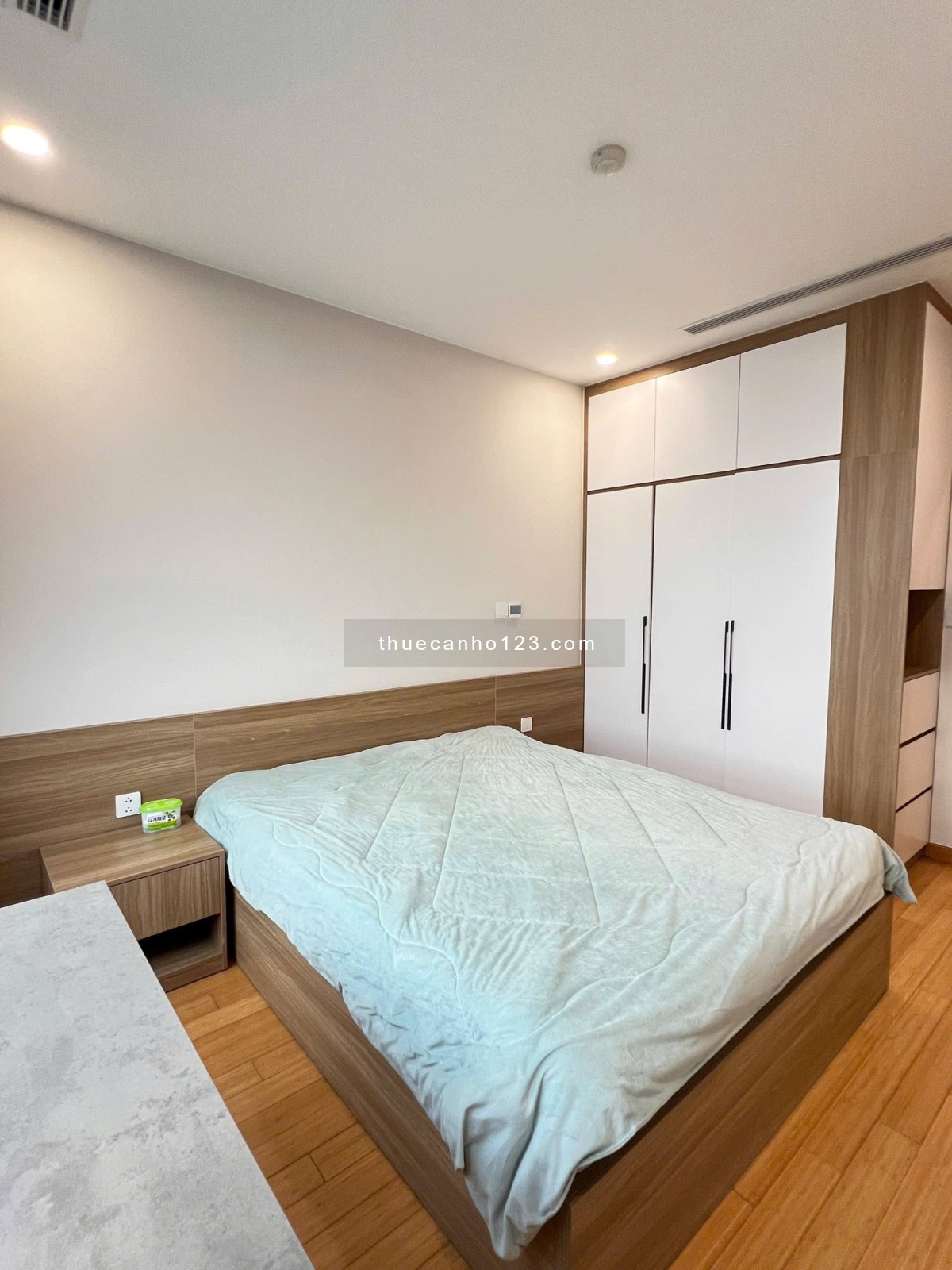 Cho thuê căn hộ 3PN full đồ tại The Zei Mỹ Đình – 107m²