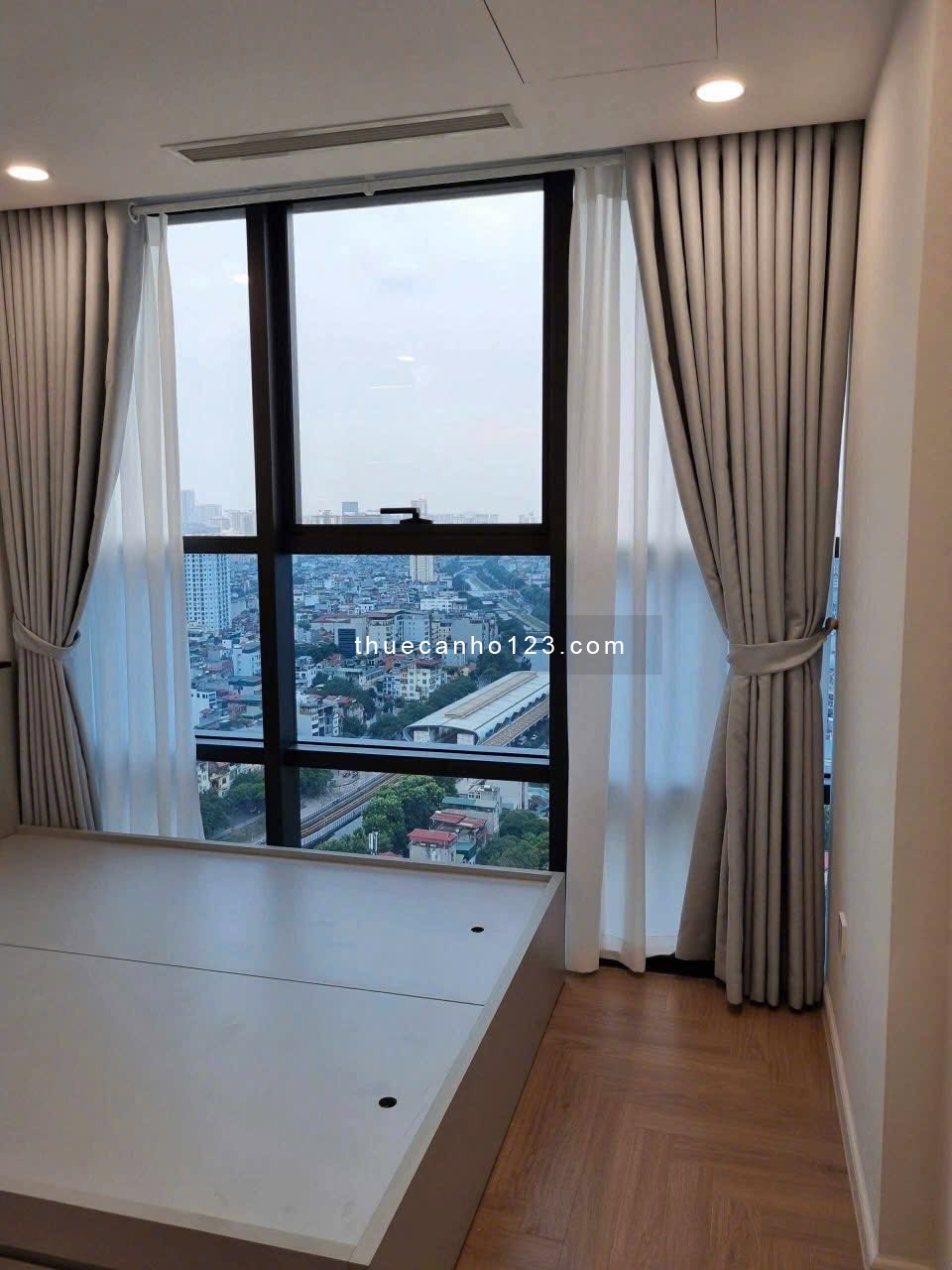 Cho thuê căn hộ cao cấp The Ninety – 90 Đường Láng - 2 ngủ layout cực đẹp