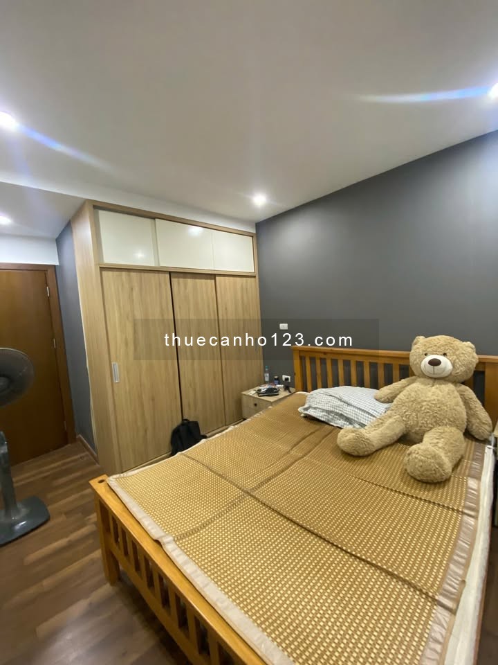 Chính chủ cần cho thuê căn hộ R2 – Goldmark City, vị trí trung tâm Phú Diễn