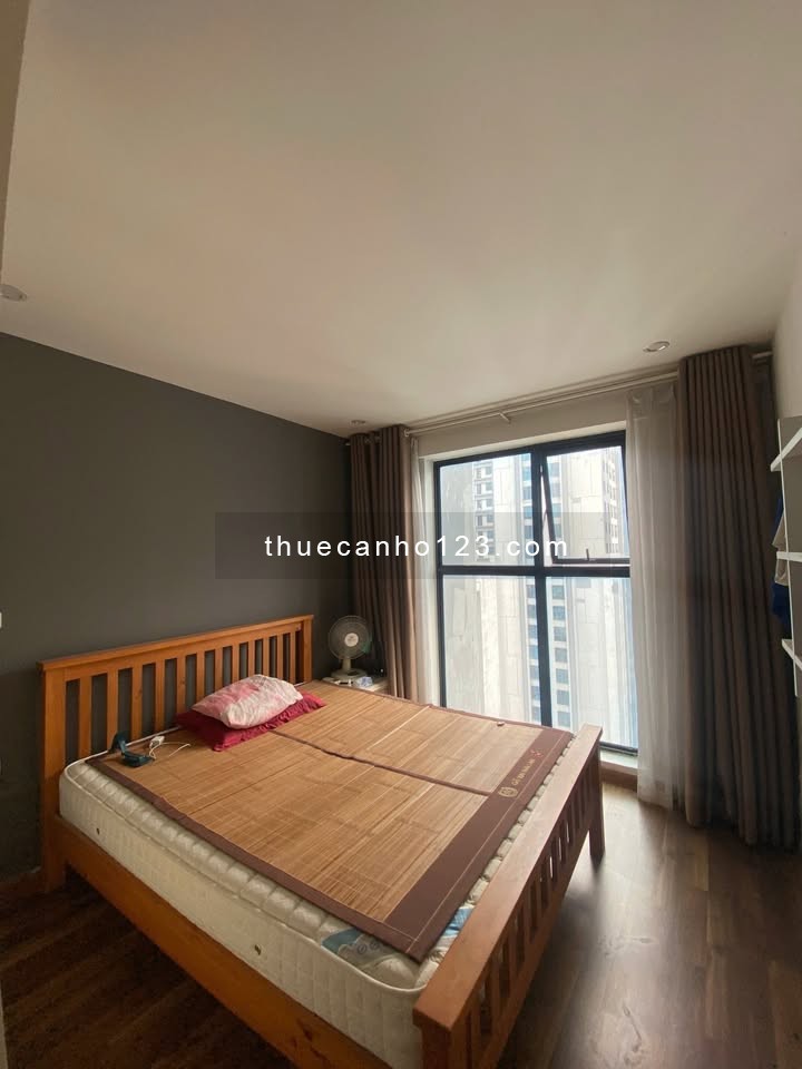 Chính chủ cần cho thuê căn hộ R2 – Goldmark City, vị trí trung tâm Phú Diễn