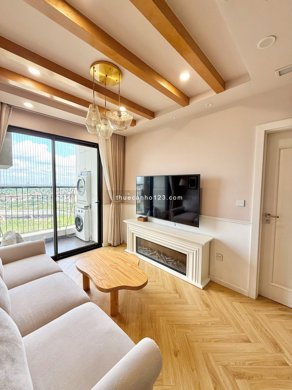 Cho thuê căn hộ 2PN Sunshine Riverside – Tây Hồ – full nội thất