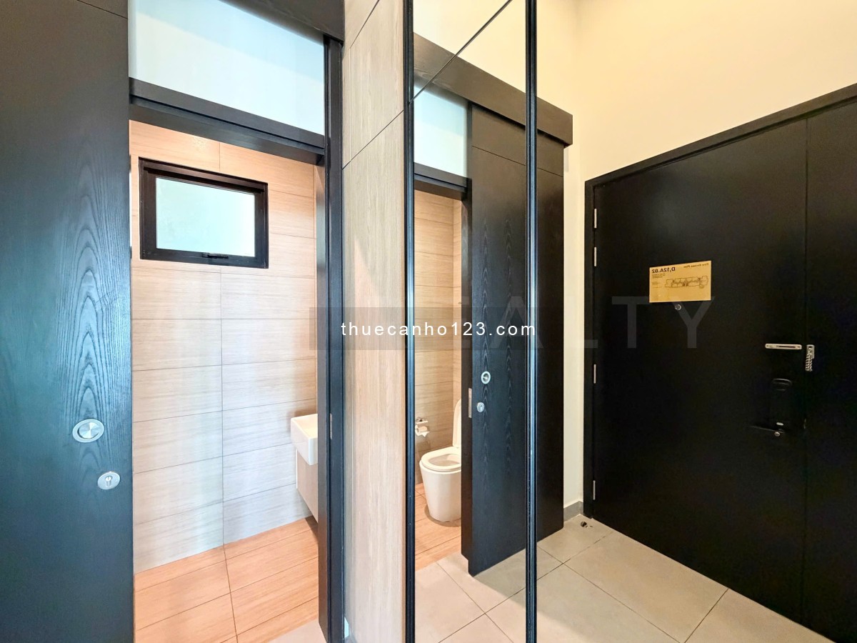 Limited, căn hộ Somerset 4PN 6WC 200m2 tại Feliz En Vista, giá 95 triệu.Nội thất cao cấp, sang trọng