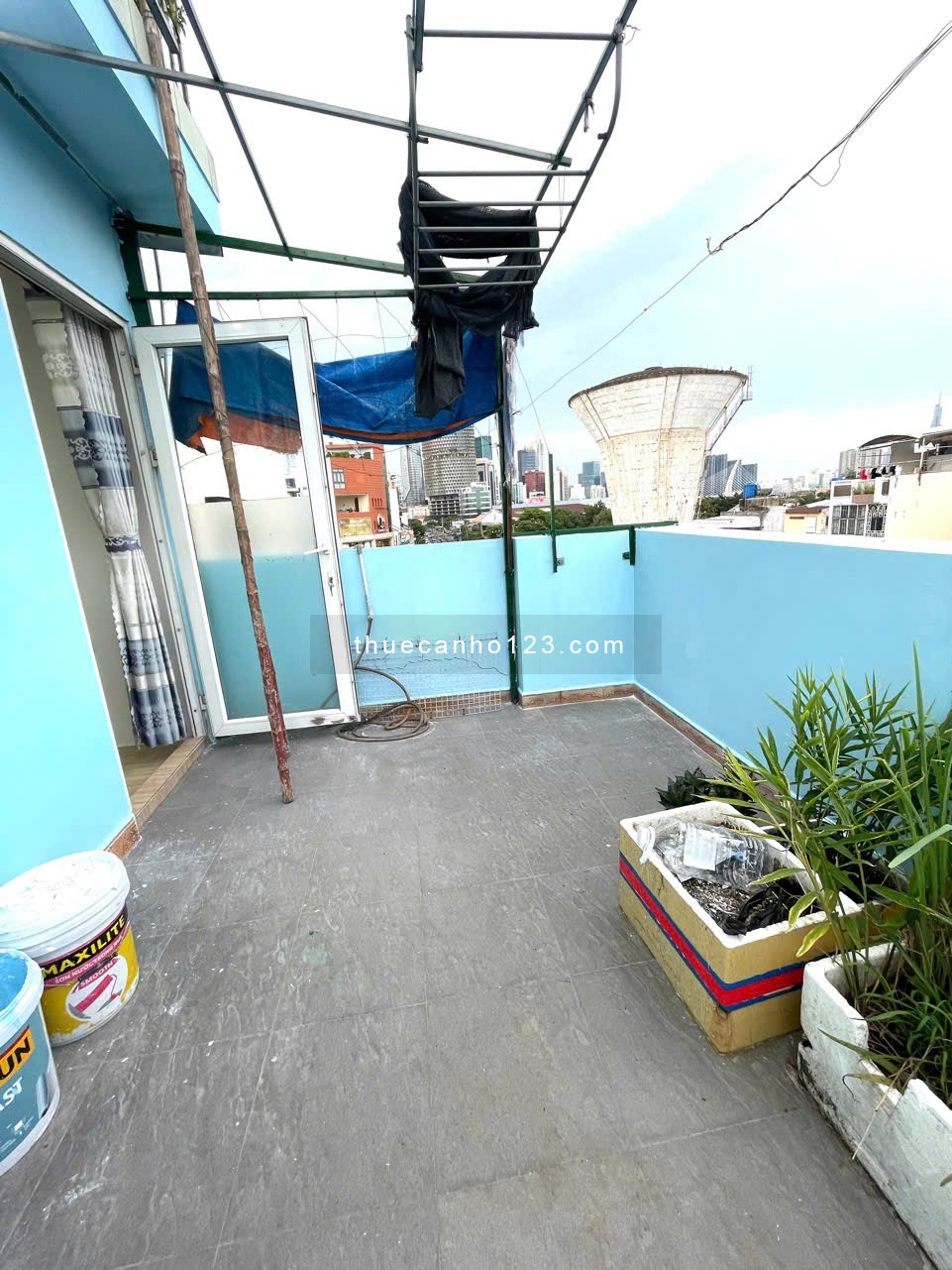 Cho thuê căn hộ Studio Ban công View xem pháo hoa Q4 gần ĐH Nguyễn Tất Thành, ĐH Luật, cầu Khánh Hội