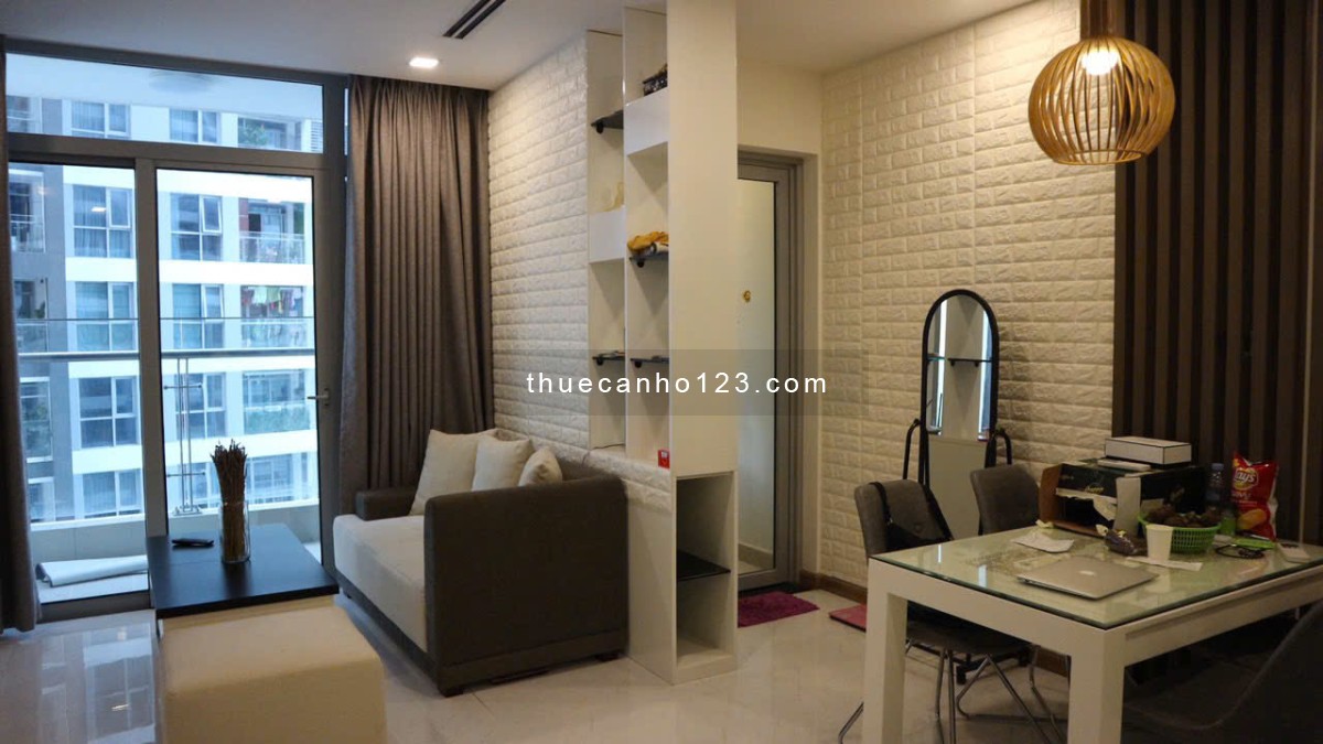 Cho thuê căn CC tòa Park 1, 2PN và 2VS, Tầng thấp, Diện tích đẹp 80.3m2, Vinhomes Central Park.