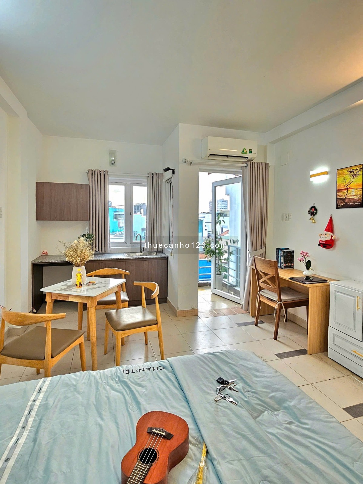 Thuê Ngay Căn Hộ Ban công, Máy Giặt Riêng rộng 38m2 ngay Nơ Trang Long gần Bà Chiểu giáp Q1