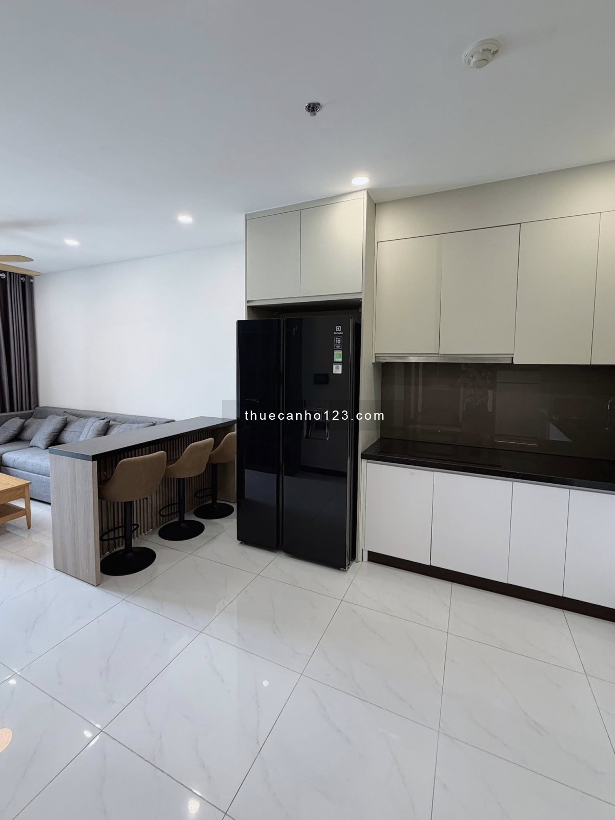 Cho thuê căn hộ Skyview – 2PN full nội thất, tầng cao, view thoáng