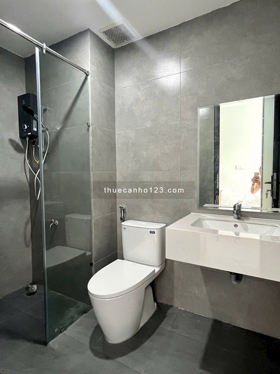 Studio Ban Công – Đường Số 47, Tân Quy Q7 Gần Lotte Thuận Tiện Qua Q4, 1, 8