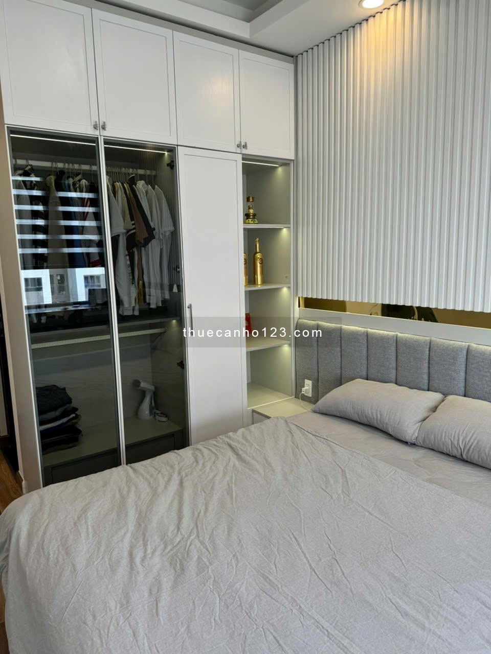 Cho thuê căn hộ quận 7 căn góc 2pn 2wc full nội thất cao cấp y hình chỉ 15 triệu