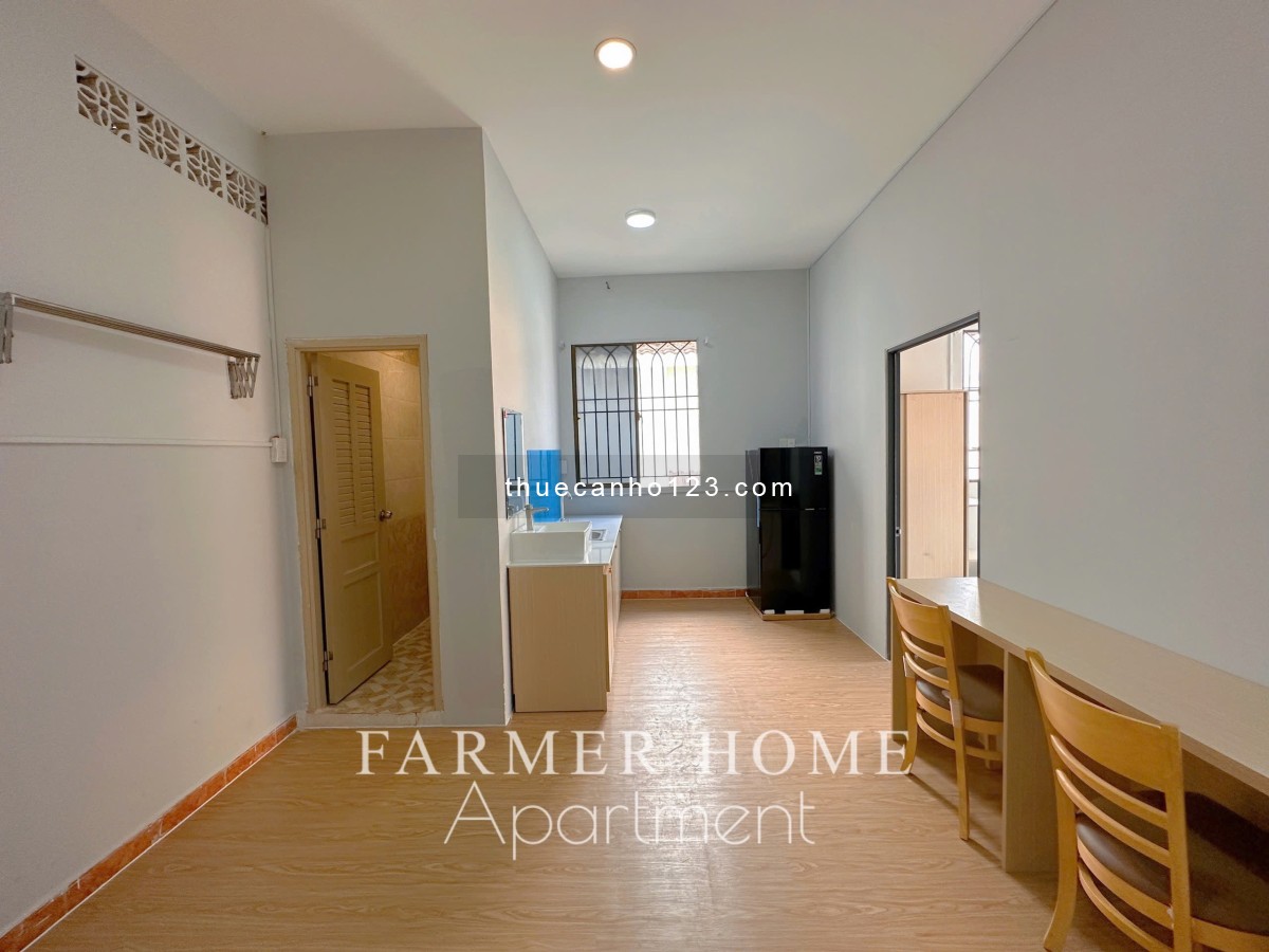 Cho thuê căn hộ 2 phòng ngủ full nội thất ban công thoáng Quận 3, gần Đh Kiến Trúc, Đh Mở, Đh UEH,