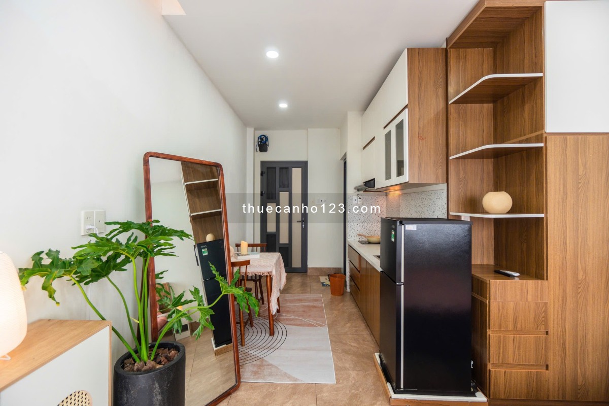 Căn hộ studio full nội thất rộng 40m2 gần sân bay tân sơn nhất ga t3 lăng cha cả
