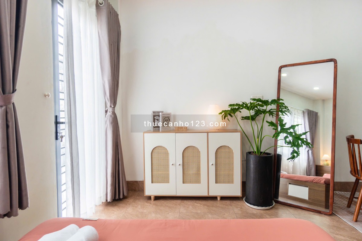Căn hộ studio full nội thất rộng 40m2 gần sân bay tân sơn nhất ga t3 lăng cha cả