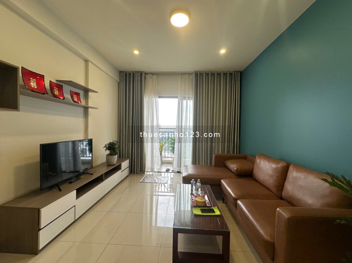 Lên nhà là mê ngay, 3PN 96m2 view Sông.Nội thất chỉn chu, ban công dài, giá 24 triệu. The Sun Avenue