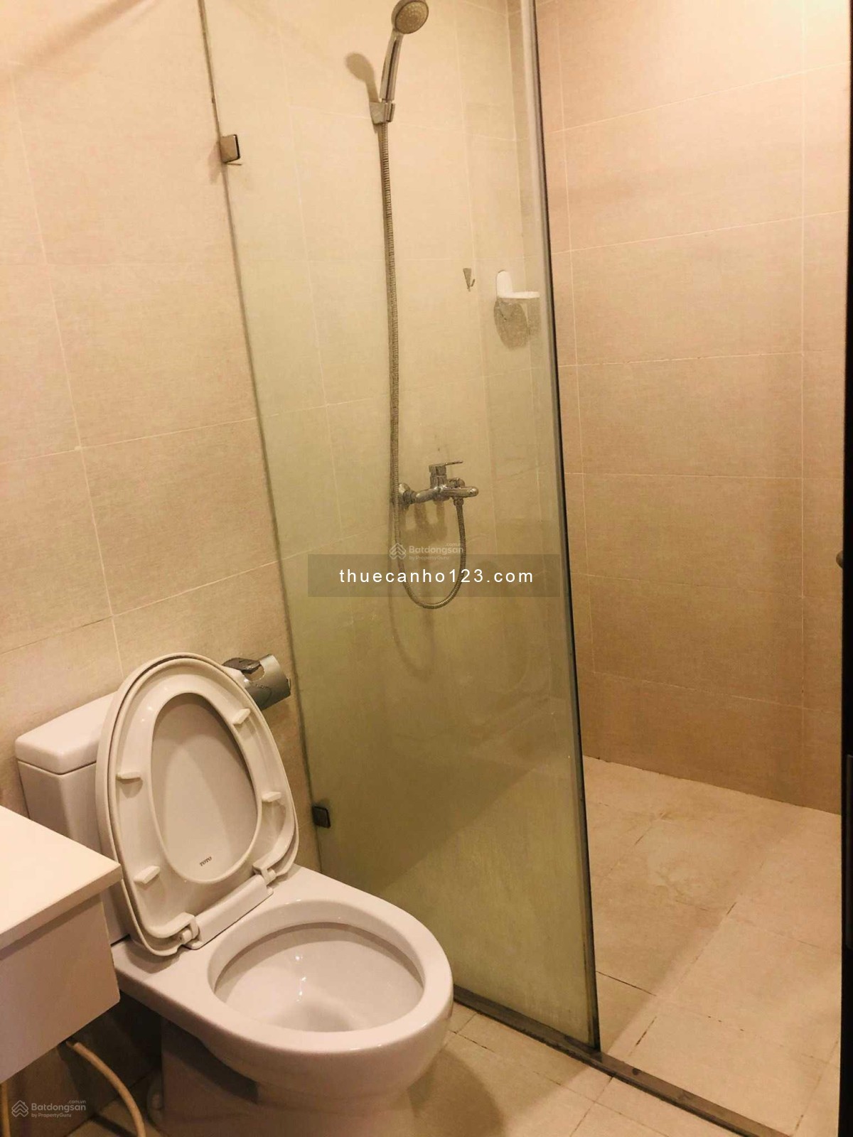 Chính chủ cho thuê căn hộ 2 phòng ngủ tại Hà Nội Center Point