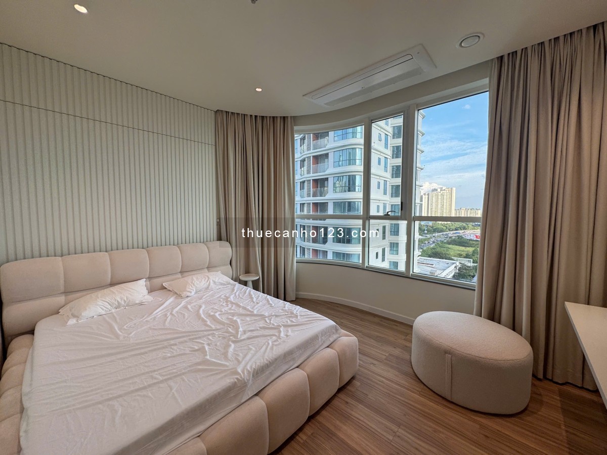 Nhà mình đây rồi, 3PN nội thất hiện đại, cao cấp, rộng 125m2, giá 90 triệu. tại Zeit River Thủ Thiêm