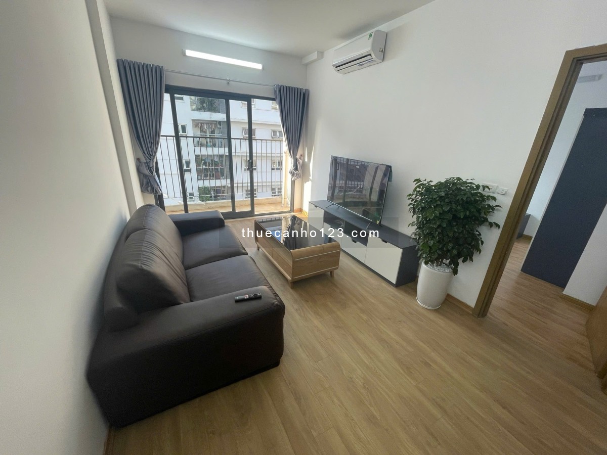 Cho thuê căn hộ Golden west Lê Văn Thiêm: 80m2. 2 phòng ngủ 2wc. Full đồ nội thất