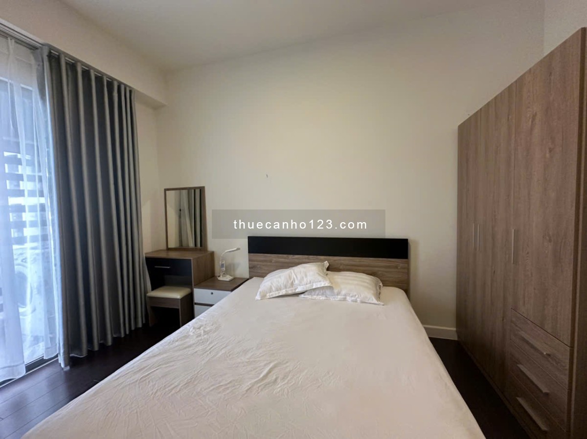 Lên nhà là mê ngay, 3PN 96m2 view Sông.Nội thất chỉn chu, ban công dài, giá 24 triệu. The Sun Avenue