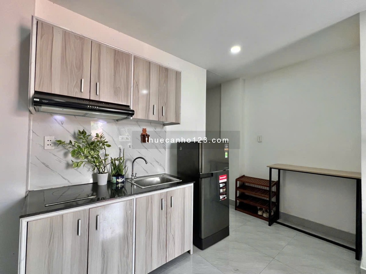 Cho Thuê Chdv Studio 35m2 Full Nội Thất Ban Công Ở Đường Nguyễn Gia Trí Q. Bình Thạnh