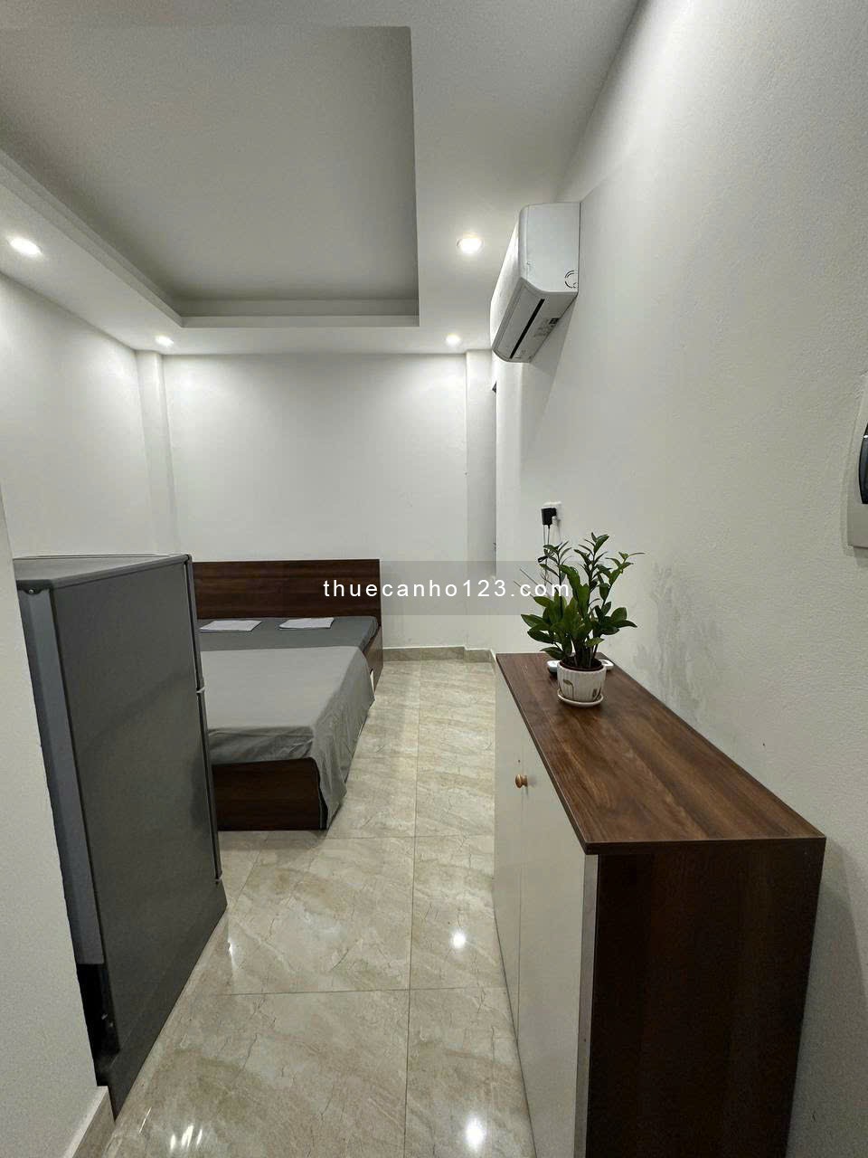 Cho thuê nhà số 11 ngõ 51 Tương Mai, dân trí tuyệt vời, 20m2, 4 triệu