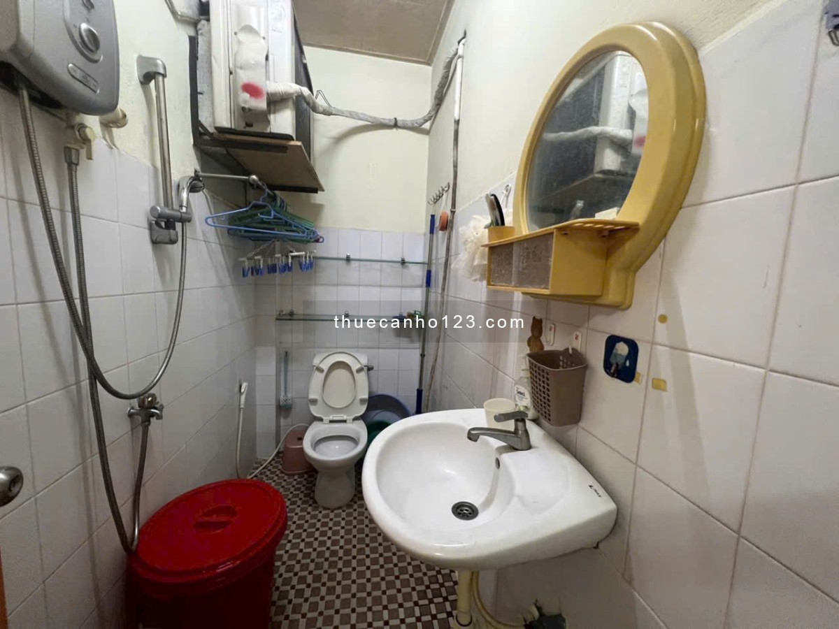 Căn hộ 2p ngủ Bàu cát, Tân BÌnh giá 8.5tr, có NTCB