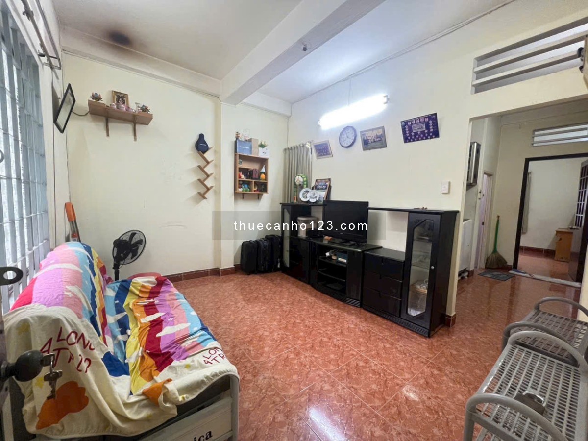 Căn hộ 2p ngủ Bàu cát, Tân BÌnh giá 8.5tr, có NTCB