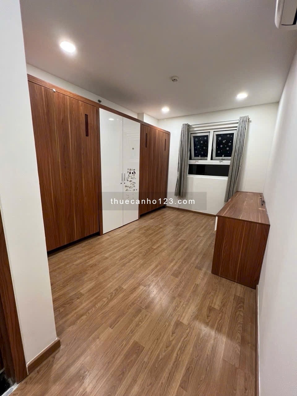 Chung cư Tân Hương, Tân Phú: 80m2, 2p ngủ, NT, 8tr/th