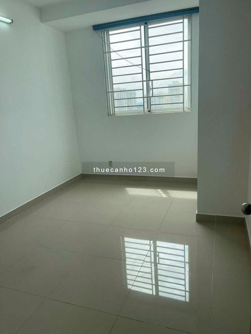 Saigon Tower, Thoại Ngọc Hầu, Tân Phú căn 2p ngủ giá 8tr