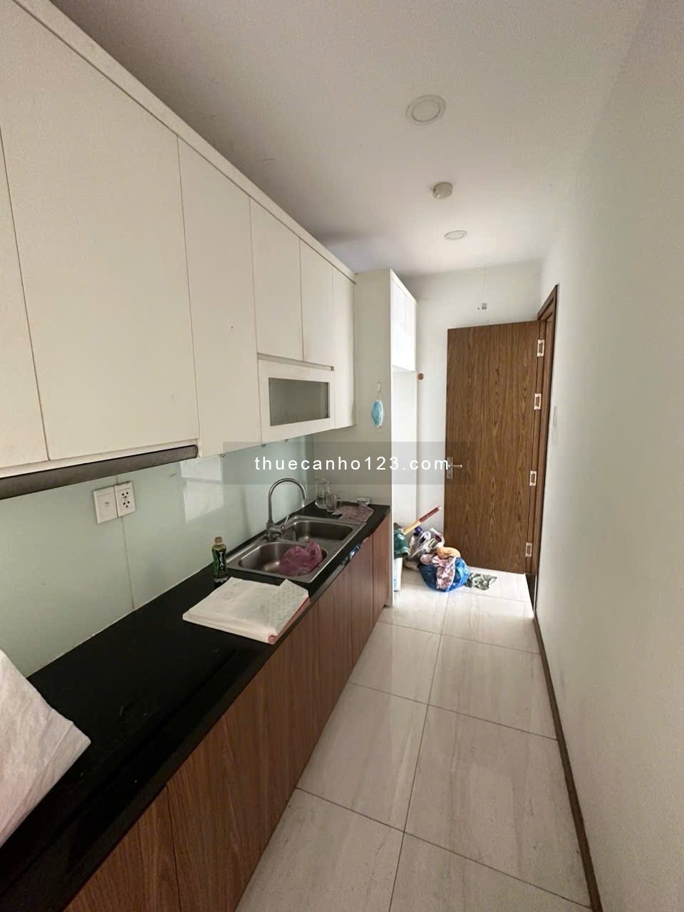 Cho thuê 2PN2WC Him Lam Phú An, Giá 9tr