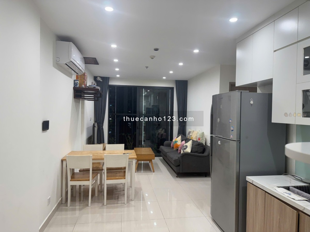Cho thuê căn hộ 2N1WC full đồ tại Vinhomes Smart City