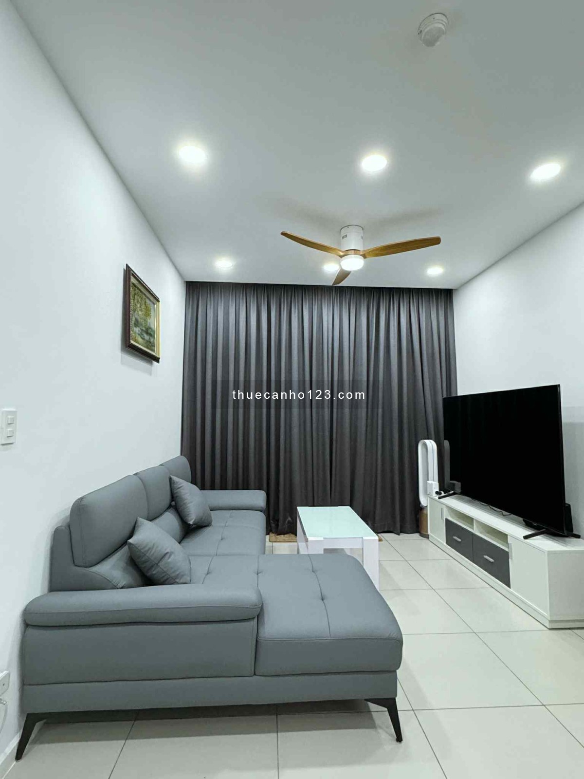 Căn hộ Xi Grand Court 90m2, 3PN - Full nội thất - Có suất ô tô - Nhà thật giá thật 25tr/th (BPQL)