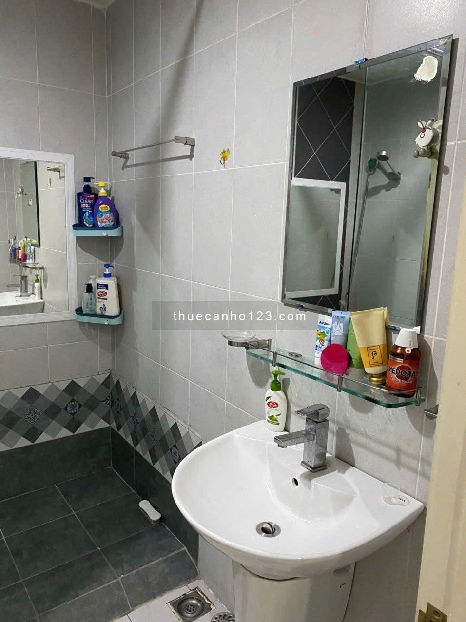 Chung cư Ruby Garden, 89m2, giá 10tr/th, 2PN, 2WC, Nội thất mới.