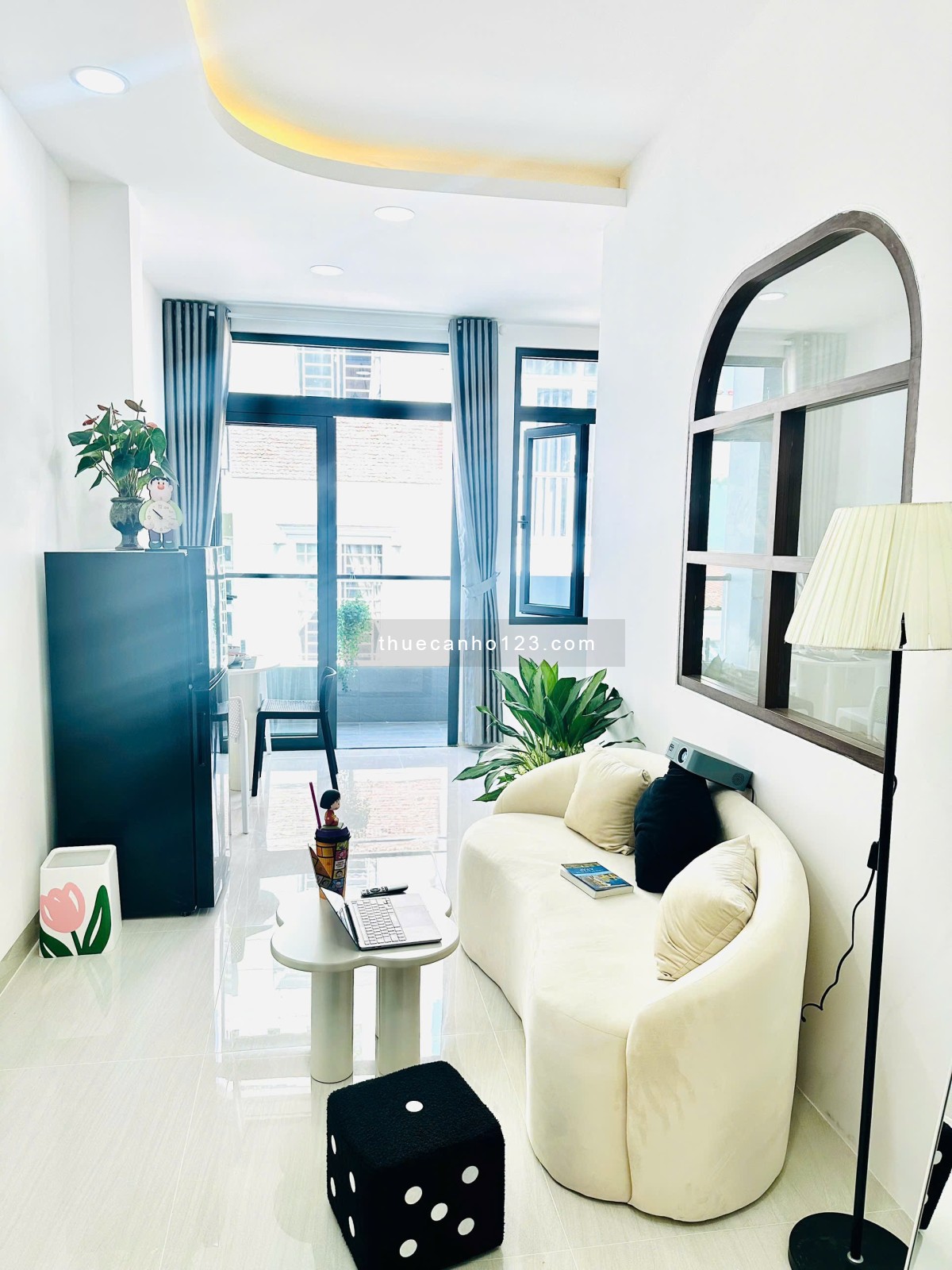 Căn Hộ 1PN + 1PK Ban Công Hơn 40m2 Mới 100% Gần Chợ Bà Chiểu_Cầu Bông_Hàng Xanh_Quận Bình Thạnh