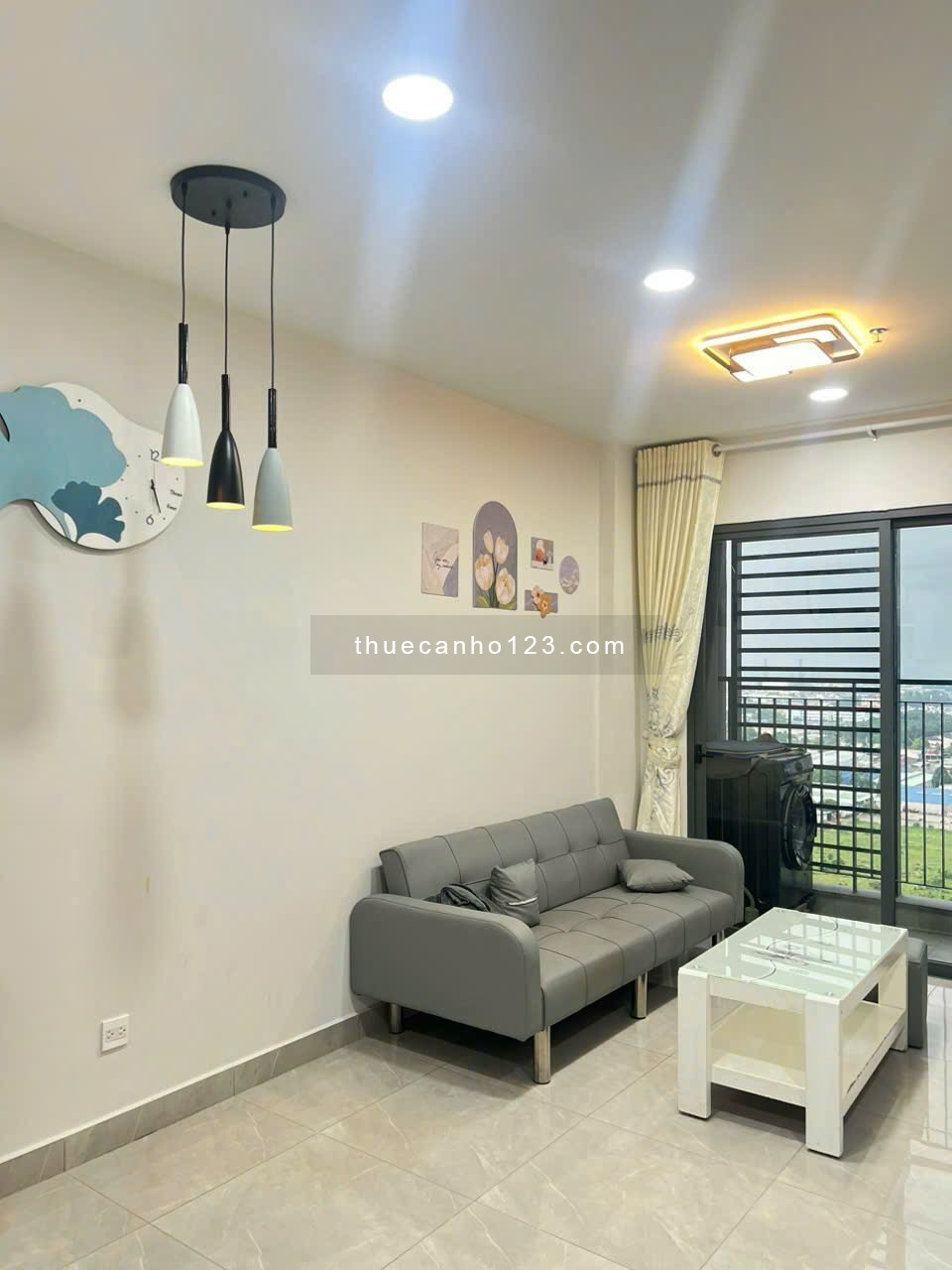 Căn hộ đầy đủ nội thất, chỉ cần xách vali vào ở giá 5tr-5tr5 ngay Aeon Mall