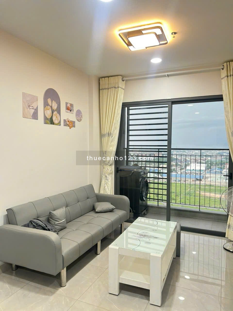 Căn hộ đầy đủ nội thất, chỉ cần xách vali vào ở giá 5tr-5tr5 ngay Aeon Mall