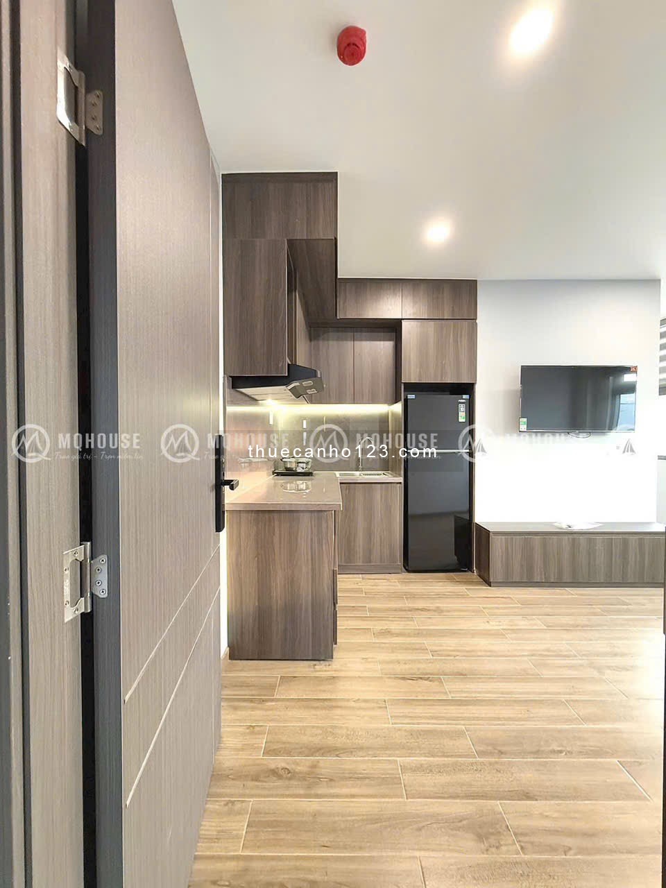 Khai Trương Căn Hộ/Chung Cư Mini Mới 100% Dạng Studio Tách Bếp/1 Phòng Ngủ Gần Ngã Thư Bảy Hiền QTB