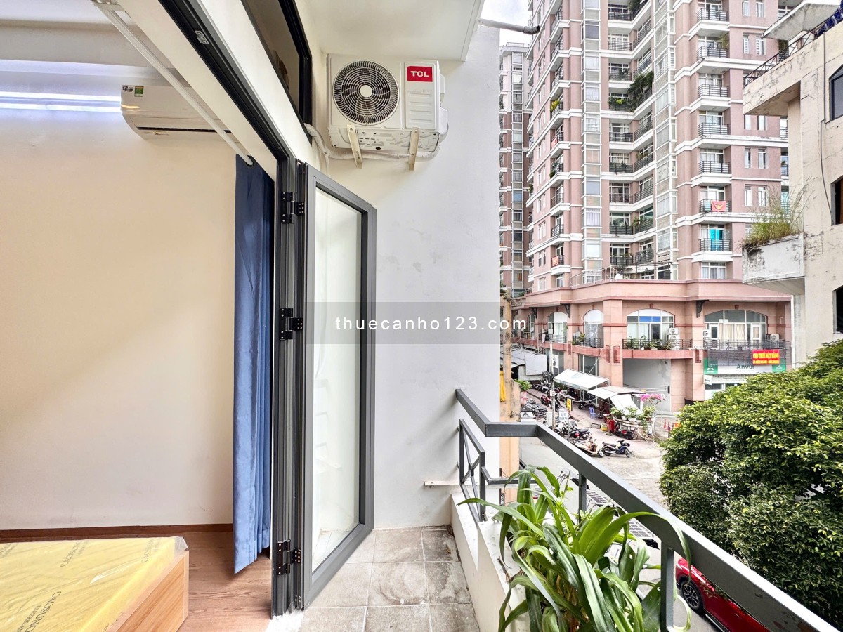 Căn Hộ Ban Công Máy Giặt Riêng Gần Cư Xá Bắc Hải Quận Tân Bình