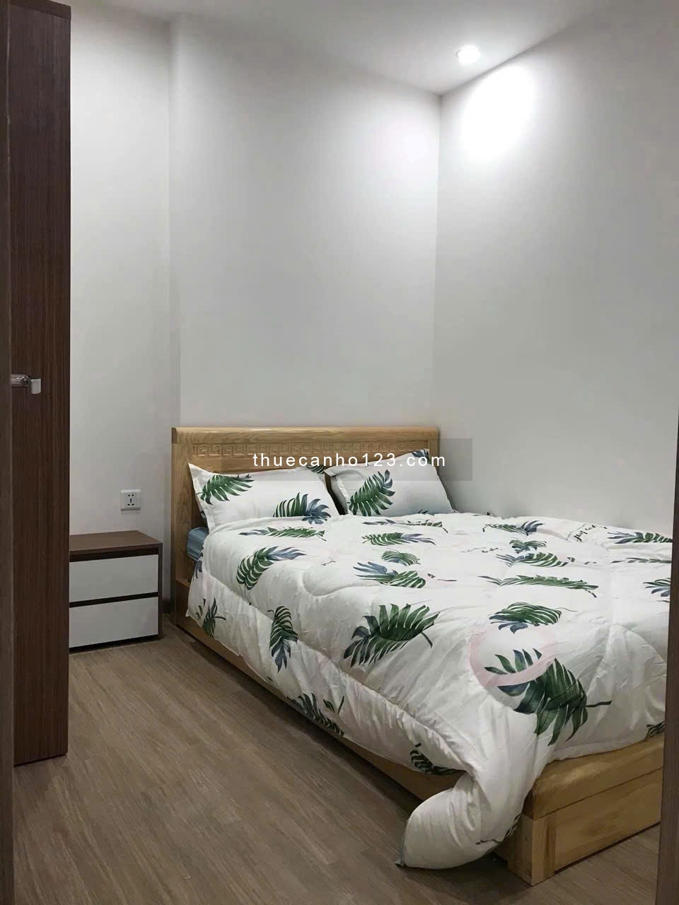 Cho thuê căn hộ 2 phòng ngủ full nội thất Quận 9