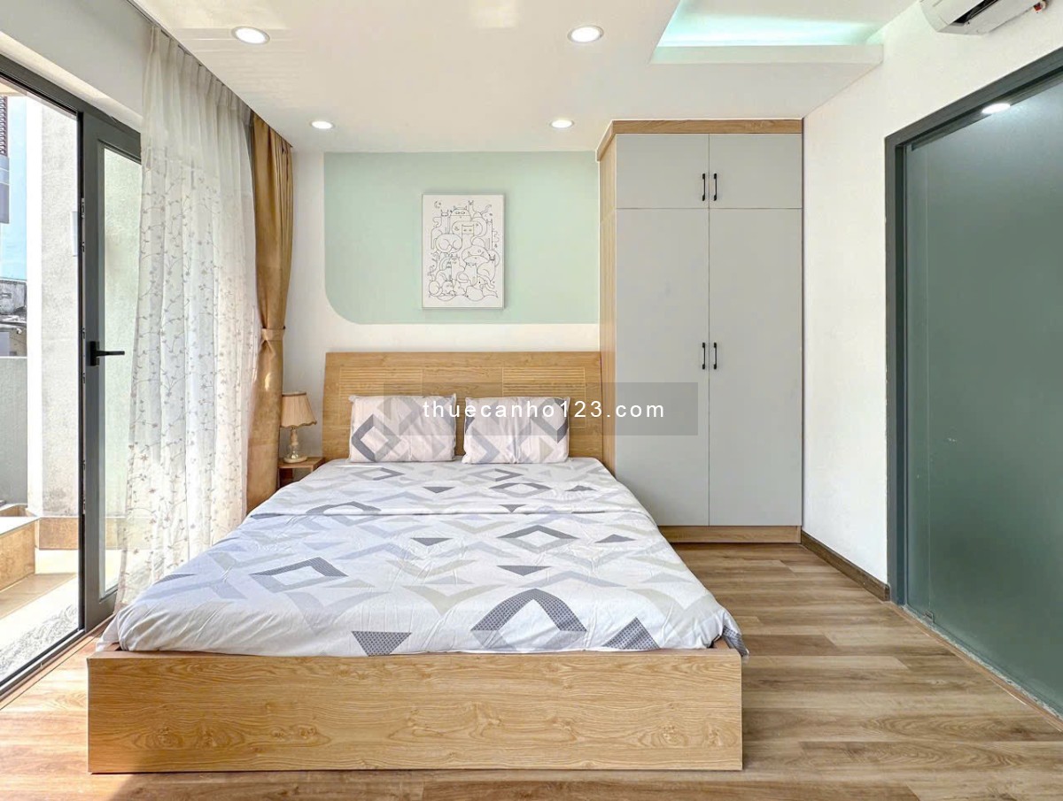 Cho thuê PENTHOUSE nội thất cao cấp, sân vườn riêng ngay trung tâm Tân Bình