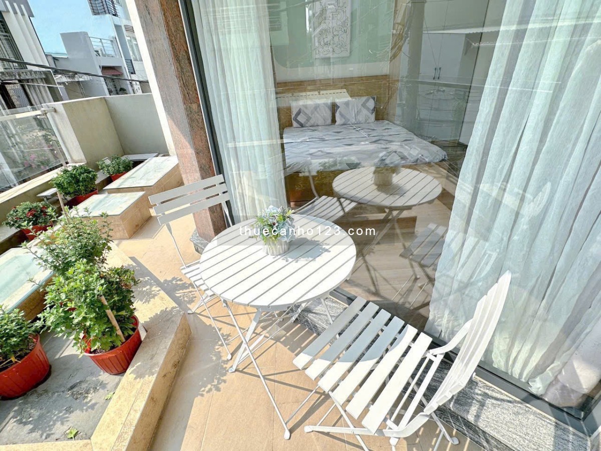 Cho thuê PENTHOUSE nội thất cao cấp, sân vườn riêng ngay trung tâm Tân Bình
