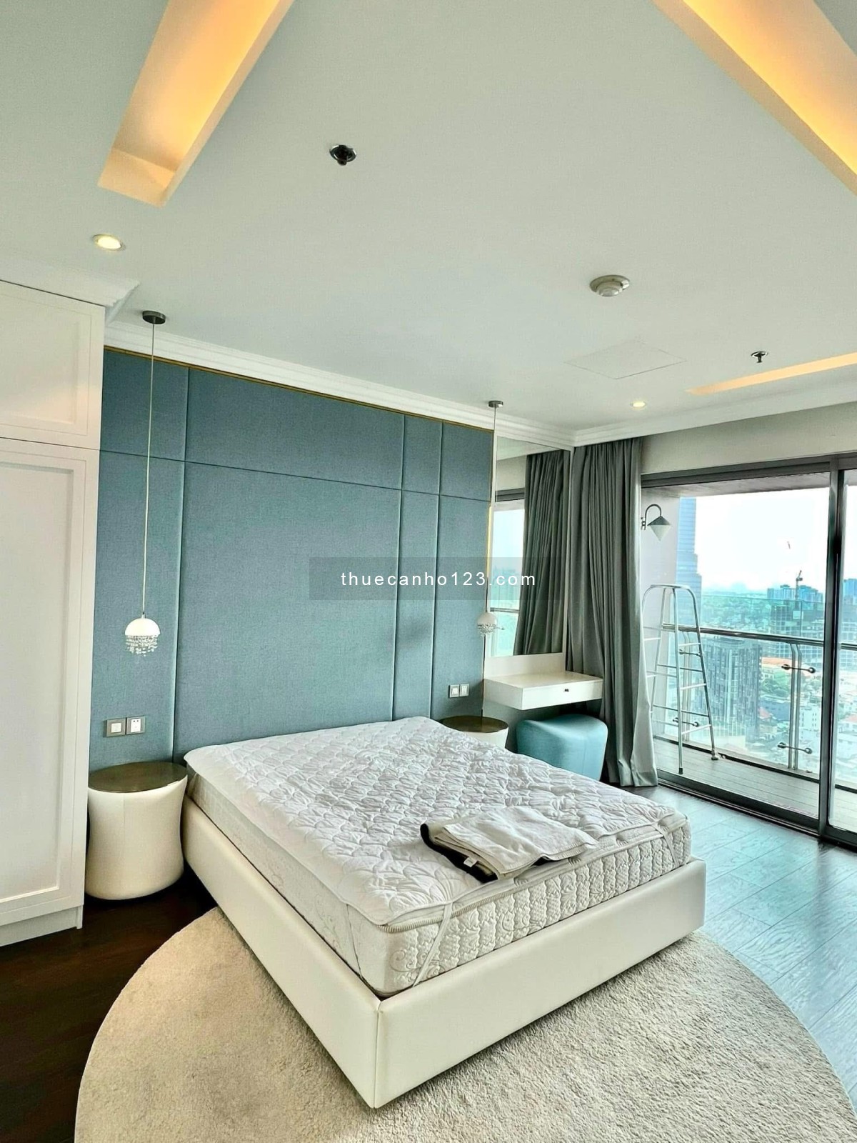 Cho thuê căn hộ Discovery 2PN 100m2