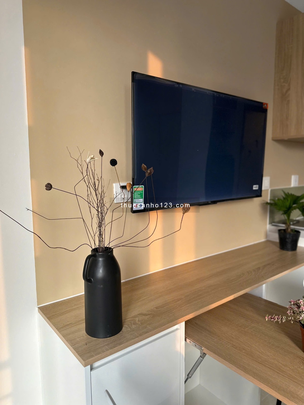 Studio hiện đại full nội thất – Ban công thoáng sáng – Ngay gần sân bay Tân Sơn Nhất - Quận Tân Bình