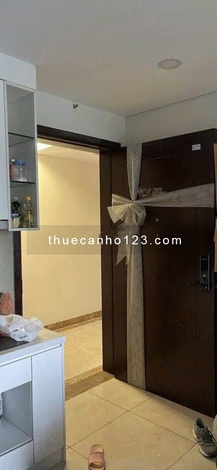 Cho thuê căn hộ tòa C2 D'Capitale Trần Duy Hưng, Phường Trung Hoà, Quận Cầu Giấy, Hà Nội