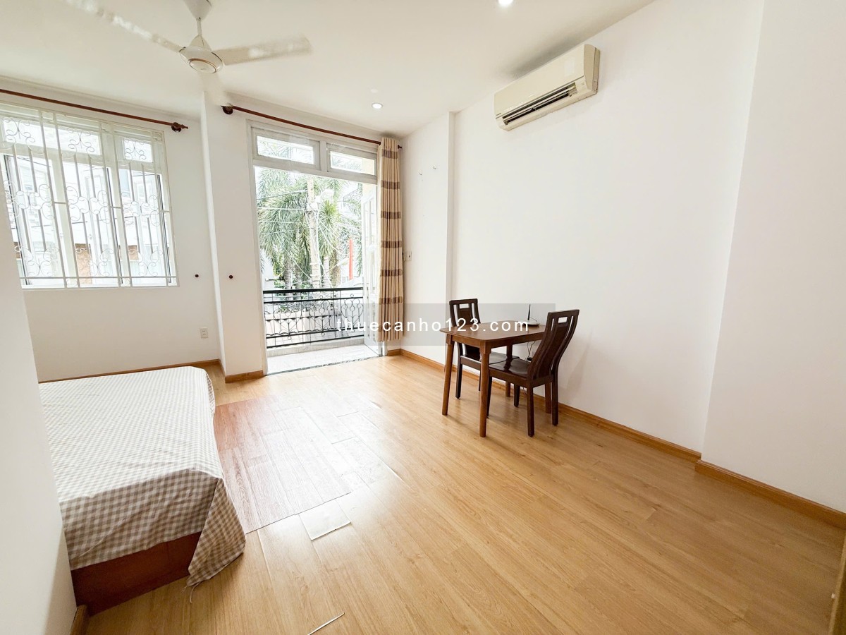 Căn Hộ 1 Phòng Ngủ Tách Bếp Ban Công Gần Etown - K300 - Lotte Mart Quận Tân Bình