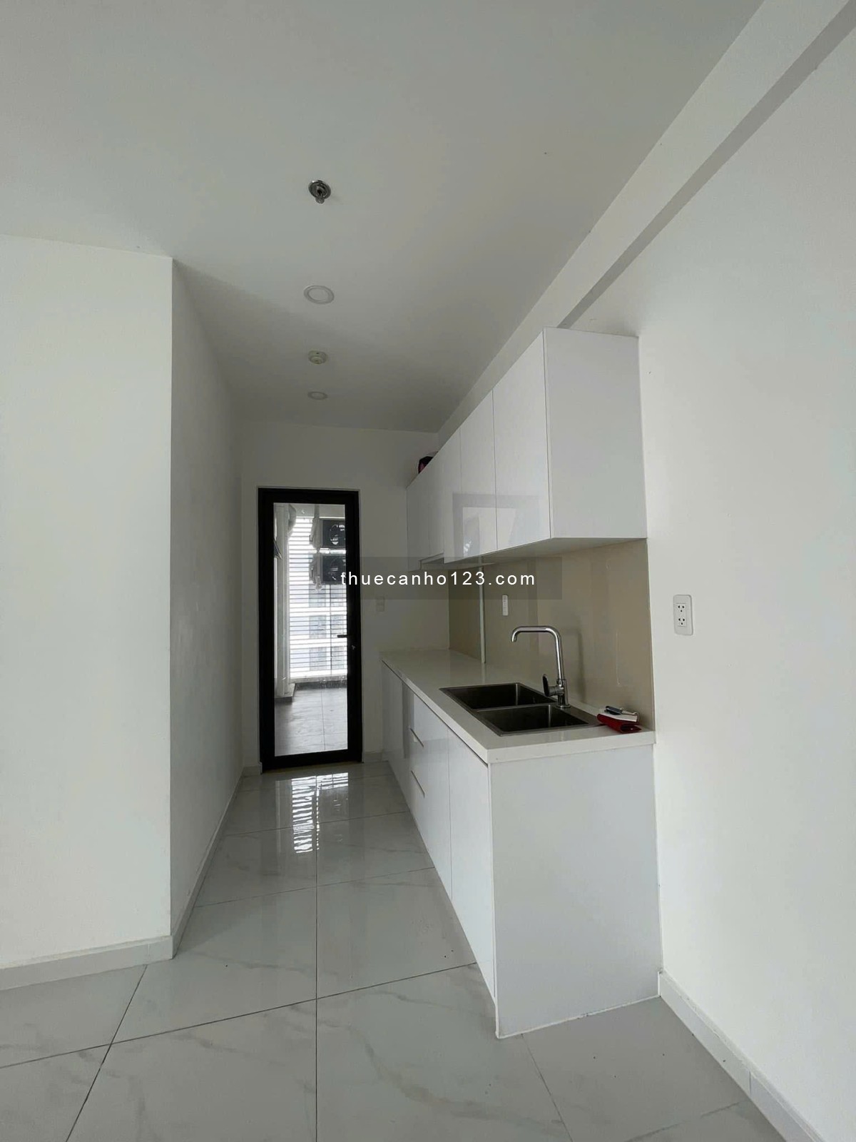 Căn hộ 2pn, 2wc, căn góc 72m², giá 14,5 triệu/tháng