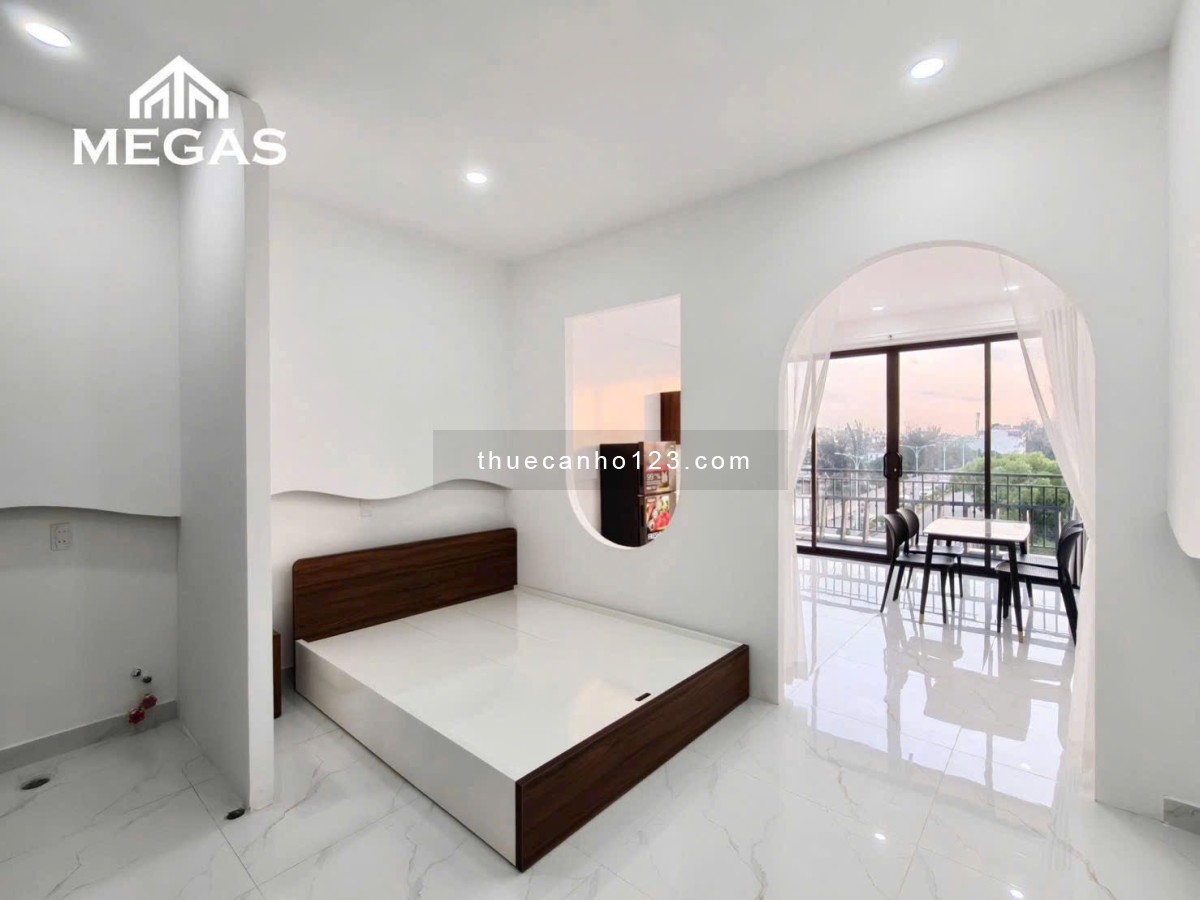 Cho Thuê Căn Hộ 1PN Ban Công, Tách Bếp – Full Nội Thất Cao Cấp – View Sân Bay – Gần Etown & ga T3