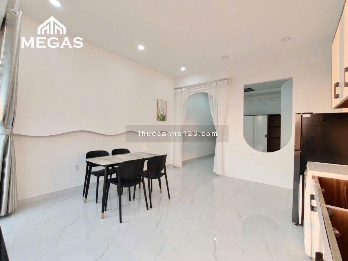 Cho Thuê Căn Hộ 1PN Ban Công, Tách Bếp – Full Nội Thất Cao Cấp – View Sân Bay – Gần Etown & ga T3
